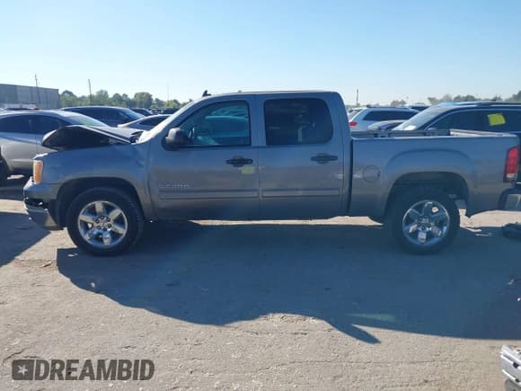 ✅ 2012 GMC Sierra 1500 SLE • VIN: 3GTP1VE05CG288020 • Лот: 43579103. Опубликован ранее на IAAI с пробегом 253 598 миль. Бесплатный доступ к архиву аукционных продаж из США и подробный отчёт об истории автомобиля на DreamBid. Изображение 14.