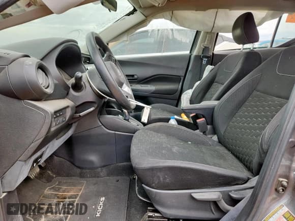 ✅ 2022 Nissan Kicks S • VIN: 3N1CP5BV3NL511388 • Лот: 71911235. Опубликован ранее на Copart с пробегом 38 541 миль. Бесплатный доступ к архиву аукционных продаж из США и подробный отчёт об истории автомобиля на DreamBid. Изображение 7.