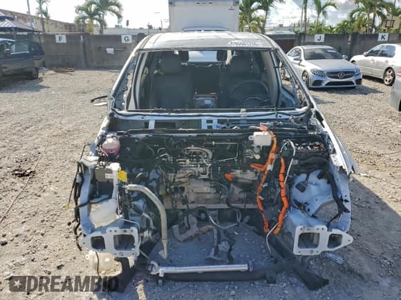 ✅ 2022 Chrysler Pacifica Hybrid Touring L • VIN: 2C4RC1L74NR118871 • Лот: 95501755. Опубликован ранее на Copart с пробегом Не указан. Бесплатный доступ к архиву аукционных продаж из США и подробный отчёт об истории автомобиля на DreamBid. Изображение 5.