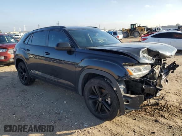 ✅ 2023 Volkswagen Atlas SEL • VIN: 1V2SE2CA4PC222834 • Лот: 84332694. Опубликован ранее на Copart с пробегом 23 093 миль. Бесплатный доступ к архиву аукционных продаж из США и подробный отчёт об истории автомобиля на DreamBid. Изображение 4.