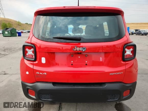 ✅ 2016 Jeep Renegade Sport • VIN: ZACCJBAT7GPC78199 • Lot: 69679245. Listed on Copart with 87,438 mi. Free auction sales archive from the USA and detailed vehicle history report at DreamBid. Image 6.