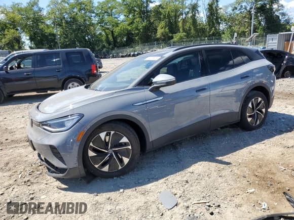 ✅ 2022 Volkswagen ID.4 Pro S • VIN: WVGTMPE26NP050416 • Lot: 70428625. Listed on Copart with 20,840 mi. Free auction sales archive from the USA and detailed vehicle history report at DreamBid. Image 1.