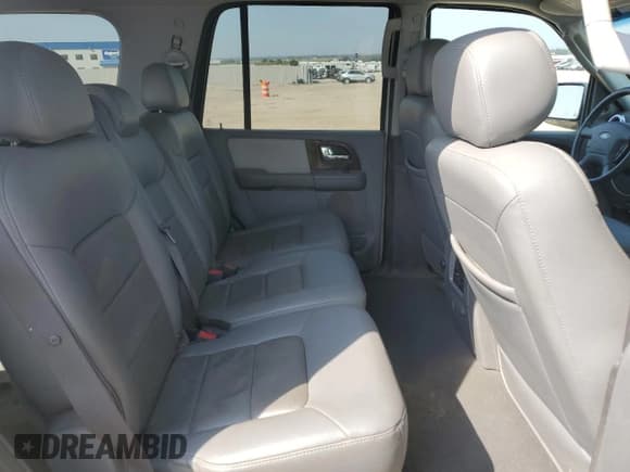 ✅ 2006 Ford Expedition Limited • VIN: 1FMPU205X6LA25095 • Лот: 71800605. Опубликован ранее на Copart с пробегом 229 439 миль. Бесплатный доступ к архиву аукционных продаж из США и подробный отчёт об истории автомобиля на DreamBid. Изображение 11.