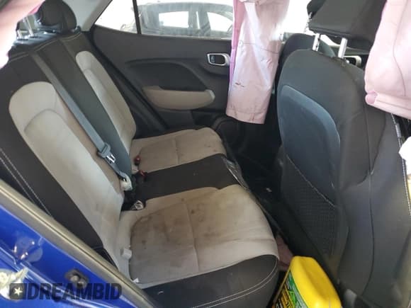 ✅ 2023 Hyundai Venue SEL • VIN: KMHRC8A38PU215694 • Lot: 87973275. Listed on Copart with Not provided. Free auction sales archive from the USA and detailed vehicle history report at DreamBid. Image 10.