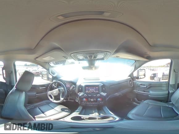 ✅ 2020 Chevrolet Silverado 2500HD LTZ • VIN: 1GC4YPEY7LF252816 • Lot: 66037495. Wystawiony na Copart z przebiegiem 126 886 mil. Bezpłatny archiwum sprzedaży aukcyjnych z USA i szczegółowy raport historii pojazdu na DreamBid. Zdjęcie 15.