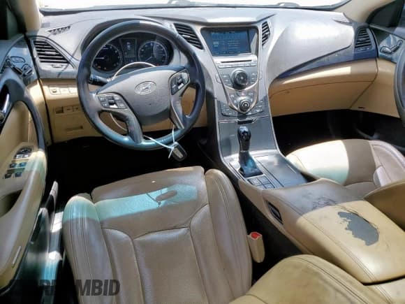 ✅ 2012 Hyundai Azera • VIN: KMHFH4JG1CA170223 • Лот: 59901245. Опубликован ранее на Copart с пробегом 172 210 миль. Бесплатный доступ к архиву аукционных продаж из США и подробный отчёт об истории автомобиля на DreamBid. Изображение 8.