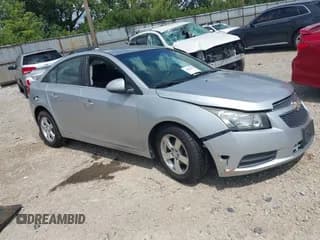 ✅ 2011 Chevrolet Cruze 1FL • VIN: 1G1PE5S97B7308181 • Lot: 42992382. Listed on IAAI with 139,524 mi. Free auction sales archive from the USA and detailed vehicle history report at DreamBid. Image 1.