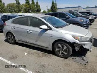 2017 Hyundai Ioniq SEL с VIN KMHC75LC7HU052088, выставлен на аукционе Copart как лот 70849284 с пробегом 278 302 миль миль и Чистый • Clean title. История ставок и продаж доступна на DreamBid. Изображение 4.