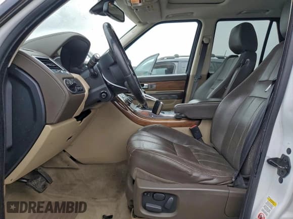 ✅ 2013 Land Rover Range Rover Sport HSE Lux • VIN: SALSK2D40DA782420 • Lot: 93984495. Wystawiony na Copart z przebiegiem 151 823 mil. Bezpłatny archiwum sprzedaży aukcyjnych z USA i szczegółowy raport historii pojazdu na DreamBid. Zdjęcie 7.