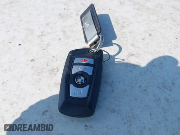 ✅ 2014 BMW 5 Series 528i xDrive • VIN: WBA5A7C51ED613681 • Лот: 42815560. Опубликован ранее на IAAI с пробегом 103 584 миль. Бесплатный доступ к архиву аукционных продаж из США и подробный отчёт об истории автомобиля на DreamBid. Изображение 11.