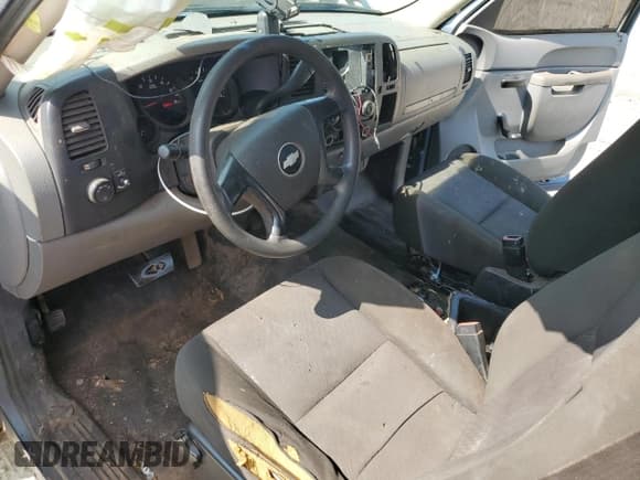 ✅ 2011 Chevrolet Silverado 1500 Work Truck • VIN: 1GCNCPEX9BZ425226 • Lot: 70491014. Listed on Copart with 210,736 mi. Free auction sales archive from the USA and detailed vehicle history report at DreamBid. Image 8.