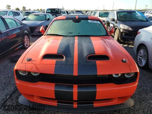 ✅ 2022 Dodge Challenger SRT Hellcat Redeye Widebody • VIN: 2C3CDZL97NH116948 • Lot: 75085104. Wystawiony na Copart z przebiegiem Nie podano. Bezpłatny archiwum sprzedaży aukcyjnych z USA i szczegółowy raport historii pojazdu na DreamBid. Zdjęcie 5.