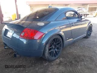 ✅ 2006 Audi TT • VIN: TRUWD28N961005250 • Lot: 43480626. Wystawiony na IAAI z przebiegiem 167 679 mil. Bezpłatny archiwum sprzedaży aukcyjnych z USA i szczegółowy raport historii pojazdu na DreamBid. Zdjęcie 4.