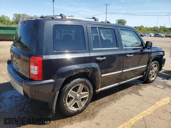 ✅ 2009 Jeep Patriot • VIN: 1J8FT48B89D141069 • Лот: 69820434. Опубликован ранее на Copart с пробегом 151 838 миль. Бесплатный доступ к архиву аукционных продаж из США и подробный отчёт об истории автомобиля на DreamBid. Изображение 3.