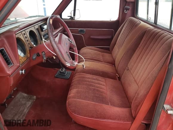 ✅ 1985 Ford Ranger S • VIN: 1FTCR10S0FUA07431 • Lot: 87198624. Wystawiony na Copart z przebiegiem 88 213 mil. Bezpłatny archiwum sprzedaży aukcyjnych z USA i szczegółowy raport historii pojazdu na DreamBid. Zdjęcie 7.