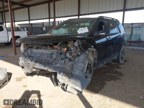 ✅ 2014 Ford Explorer Sport • VIN: 1FM5K8GT5EGC57986 • Lot: 43460255. Wystawiony na IAAI z przebiegiem Nie podano. Bezpłatny archiwum sprzedaży aukcyjnych z USA i szczegółowy raport historii pojazdu na DreamBid. Zdjęcie 16.