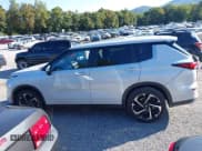 ✅ 2022 Mitsubishi Outlander SE • VIN: JA4J3UA85NZ009541 • Lot: 43151274. Listed on IAAI with 55,304 mi. Free auction sales archive from the USA and detailed vehicle history report at DreamBid. Image 14.