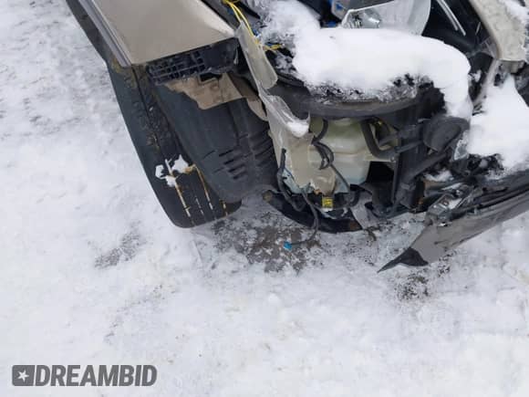 2008 Hyundai Veracruz GLS с VIN KM8NU13C78U032644, выставлен на аукционе IAAI как лот 41595308 с пробегом 141 302 миль миль и . История ставок и продаж доступна на DreamBid. Изображение 6.