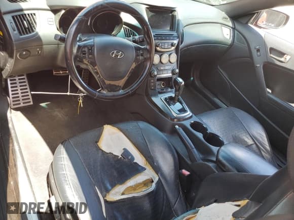 ✅ 2013 Hyundai Genesis Coupe Track • VIN: KMHHU6KJXDU091756 • Lot: 51409625. Listed on Copart with 112,585 mi. Free auction sales archive from the USA and detailed vehicle history report at DreamBid. Image 8.