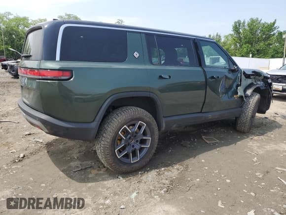 ✅ 2024 Rivian R1S Adventure • VIN: 7PDSGABA6RN037062 • Lot: 57392385. Listed on Copart with 16,141 mi. Free auction sales archive from the USA and detailed vehicle history report at DreamBid. Image 3.
