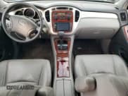 ✅ 2006 Toyota Highlander Limited • VIN: JTEEW21A460028167 • Lot: 87477125. Listed on Copart with 217,760 mi. Free auction sales archive from the USA and detailed vehicle history report at DreamBid. Image 8.