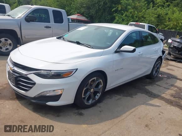 2020 Chevrolet Malibu LT with VIN 1G1ZD5ST3LF116500, listed as a IAAI auction lot 42922844 with 112,589 mi miles and . Bid and sale history available at DreamBid. Image 17.