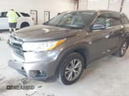 ✅ 2015 Toyota Highlander LE • VIN: 5TDBKRFH7FS144834 • Lot: 42939376. Wystawiony na IAAI z przebiegiem 217 104 mil. Bezpłatny archiwum sprzedaży aukcyjnych z USA i szczegółowy raport historii pojazdu na DreamBid. Zdjęcie 2.