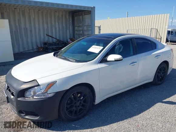 ✅ 2011 Nissan Maxima SV • VIN: 1N4AA5AP5BC865368 • Lot: 43241472. Listed on IAAI with 185,057 mi. Free auction sales archive from the USA and detailed vehicle history report at DreamBid. Image 2.