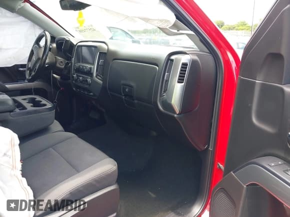 ✅ 2017 Chevrolet Silverado 1500 LT • VIN: 1GCRCREH8HZ340117 • Lot: 42577458. Wystawiony na IAAI z przebiegiem 136 692 mil. Bezpłatny archiwum sprzedaży aukcyjnych z USA i szczegółowy raport historii pojazdu na DreamBid. Zdjęcie 5.