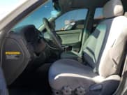 ✅ 2005 Hyundai Elantra GLS • VIN: KMHDN46D15U946544 • Lot: 81261884. Wystawiony na Copart z przebiegiem 117 666 mil. Bezpłatny archiwum sprzedaży aukcyjnych z USA i szczegółowy raport historii pojazdu na DreamBid. Zdjęcie 7.