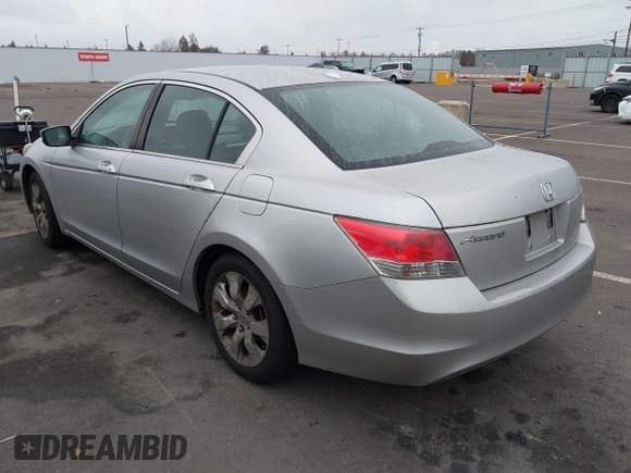 ✅ 2009 Honda Accord EX-L • VIN: 1HGCP26869A029089 • Lot: 43853398. Wystawiony na IAAI z przebiegiem 184 261 mil. Bezpłatny archiwum sprzedaży aukcyjnych z USA i szczegółowy raport historii pojazdu na DreamBid. Zdjęcie 3.