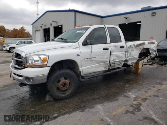 2006 Dodge 3500 SLT z VIN 3D7MX48C56G112340, wystawiony jako Copart lot #77170444 z przebiegiem 388 283 mil mil oraz Szkoda całkowita • Salvage title. Historia ofert i sprzedaży dostępna na DreamBid. Obrazek 1.