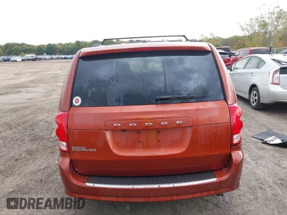 ✅ 2012 Dodge Grand Caravan SXT • VIN: 2C4RDGCG6CR231511 • Lot: 43400800. Wystawiony na IAAI z przebiegiem 230 302 mil. Bezpłatny archiwum sprzedaży aukcyjnych z USA i szczegółowy raport historii pojazdu na DreamBid. Zdjęcie 16.