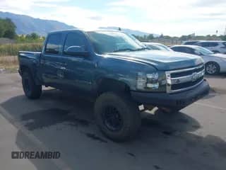 2007 Chevrolet Silverado 1500 1LT z VIN 2GCEK13MX71620793, wystawiony jako IAAI lot #43307609 z przebiegiem 152 249 mil mil oraz . Historia ofert i sprzedaży dostępna na DreamBid. Obrazek 1.
