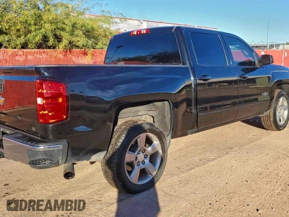 ✅ 2018 Chevrolet Silverado 1500 LT • VIN: 3GCPCREC8JG366167 • Lot: 96327085. Wystawiony na Copart z przebiegiem 134 515 mil. Bezpłatny archiwum sprzedaży aukcyjnych z USA i szczegółowy raport historii pojazdu na DreamBid. Zdjęcie 4.