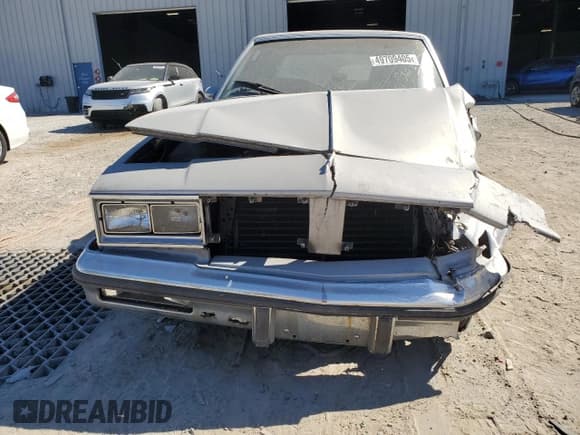 ✅ 1984 Oldsmobile Cutlass Supreme • VIN: 1G3AR69A7EM484256 • Lot: 49709405. Wystawiony na Copart z przebiegiem 437 399 mil. Bezpłatny archiwum sprzedaży aukcyjnych z USA i szczegółowy raport historii pojazdu na DreamBid. Zdjęcie 5.