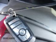 ✅ 2019 Ford Expedition XLT • VIN: 1FMJU1HT3KEA12044 • Lot: 41601681. Wystawiony na IAAI z przebiegiem 143 194 mil. Bezpłatny archiwum sprzedaży aukcyjnych z USA i szczegółowy raport historii pojazdu na DreamBid. Zdjęcie 11.