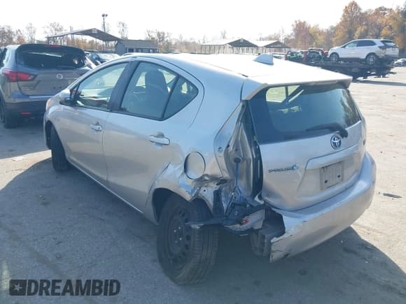 ✅ 2015 Toyota Prius One • VIN: JTDKDTB30F1586451 • Lot: 43638640. Listed on IAAI with 108,797 mi. Free auction sales archive from the USA and detailed vehicle history report at DreamBid. Image 6.