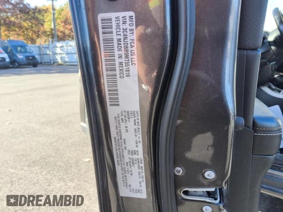 ✅ 2021 Jeep Compass Latitude • VIN: 3C4NJDBB9MT551819 • Lot: 89496475. Listed on Copart with 46,278 mi. Free auction sales archive from the USA and detailed vehicle history report at DreamBid. Image 13.