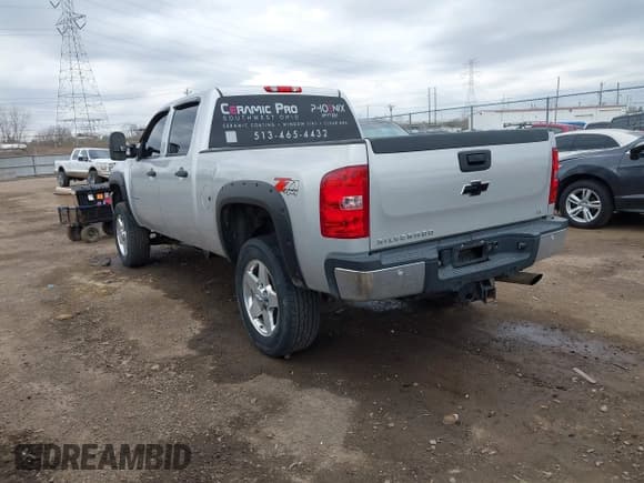 ✅ 2011 Chevrolet Silverado 2500HD LT • VIN: 1GC1KXCG5BF243996 • Лот: 41820026. Опубликован ранее на IAAI с пробегом 176 712 миль. Бесплатный доступ к архиву аукционных продаж из США и подробный отчёт об истории автомобиля на DreamBid. Изображение 3.