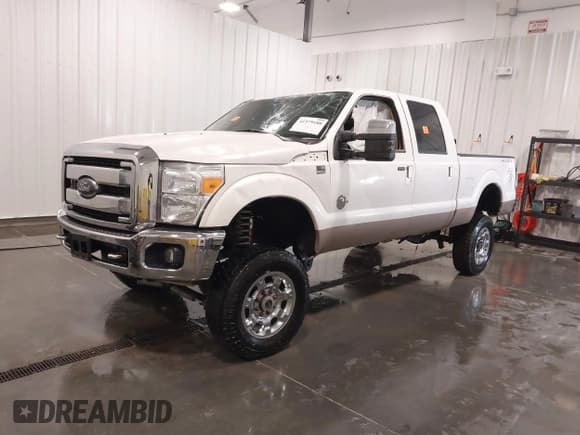 ✅ 2012 Ford F-250 XL • VIN: 1FT7W2B61CEA97355 • Лот: 41579188. Опубликован ранее на IAAI с пробегом 171 597 миль. Бесплатный доступ к архиву аукционных продаж из США и подробный отчёт об истории автомобиля на DreamBid. Изображение 2.