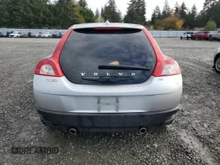 ✅ 2009 Volvo C30 • VIN: YV1MK672192144996 • Лот: 78159684. Опубликован ранее на Copart с пробегом 113 299 миль. Бесплатный доступ к архиву аукционных продаж из США и подробный отчёт об истории автомобиля на DreamBid. Изображение 6.