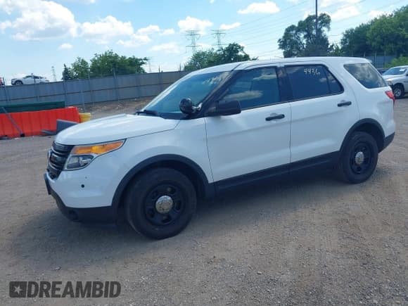 ✅ 2013 Ford Police Interceptor Utility • VIN: 1FM5K8AR2DGA46644 • Лот: 42664436. Опубликован ранее на IAAI с пробегом 118 244 миль. Бесплатный доступ к архиву аукционных продаж из США и подробный отчёт об истории автомобиля на DreamBid. Изображение 2.