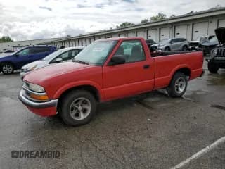 ✅ 2000 Chevrolet S-10 LS • VIN: 1GCCS14W4YK228238 • Лот: 55746465. Опубликован ранее на Copart с пробегом 215 469 миль. Бесплатный доступ к архиву аукционных продаж из США и подробный отчёт об истории автомобиля на DreamBid. Изображение 1.