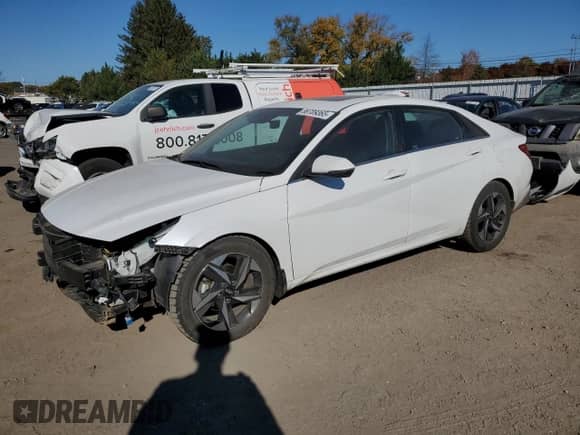 2022 Hyundai Elantra SEL z VIN 5NPLN4AG1NH075561, wystawiony jako Copart lot #89709365 z przebiegiem 62 186 mil mil oraz Szkoda całkowita • Salvage title. Historia ofert i sprzedaży dostępna na DreamBid. Obrazek 1.