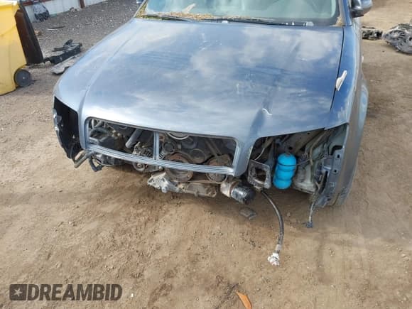 ✅ 2002 Audi A4 3.0L • VIN: WAULT68E62A309019 • Lot: 42040404. Wystawiony na IAAI z przebiegiem 211 805 mil. Bezpłatny archiwum sprzedaży aukcyjnych z USA i szczegółowy raport historii pojazdu na DreamBid. Zdjęcie 6.