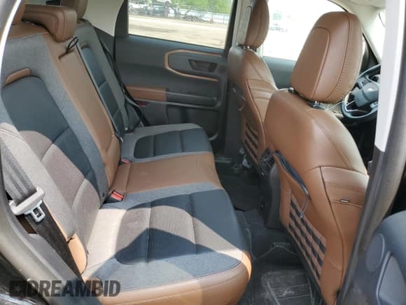 ✅ 2021 Ford Bronco Sport Outer Banks • VIN: 3FMCR9C66MRA22609 • Lot: 57594485. Wystawiony na Copart z przebiegiem 43 551 mil. Bezpłatny archiwum sprzedaży aukcyjnych z USA i szczegółowy raport historii pojazdu na DreamBid. Zdjęcie 11.