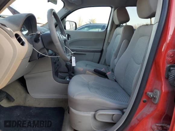 ✅ 2010 Chevrolet HHR LS • VIN: 3GNBAADB9AS527852 • Lot: 84587954. Listed on Copart with 91,769 mi. Free auction sales archive from the USA and detailed vehicle history report at DreamBid. Image 7.