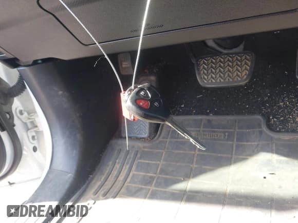 ✅ 2015 Toyota 4Runner Limited • VIN: JTEBU5JR9F5249430 • Лот: 42264996. Опубликован ранее на IAAI с пробегом 98 469 миль. Бесплатный доступ к архиву аукционных продаж из США и подробный отчёт об истории автомобиля на DreamBid. Изображение 11.