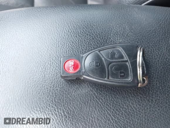 ✅ 2006 Mercedes-Benz C 230 Sport • VIN: WDBRF52H56A913697 • Lot: 42910266. Listed on IAAI with 161,806 mi. Free auction sales archive from the USA and detailed vehicle history report at DreamBid. Image 11.